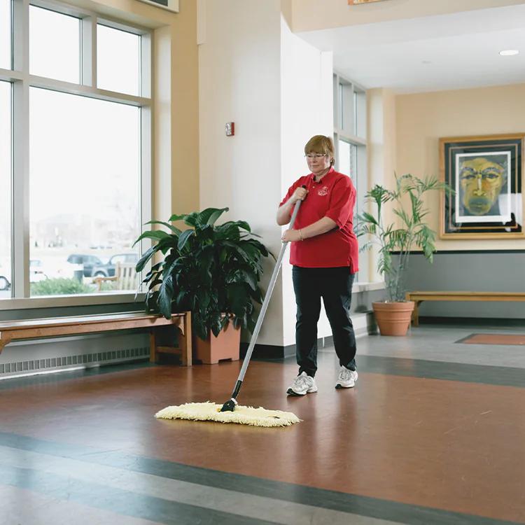 Dụng cụ vệ sinh Sao Việt