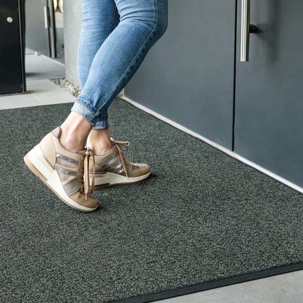 Dụng cụ vệ sinh Sao Việt