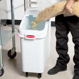 Dụng cụ vệ sinh Sao Việt