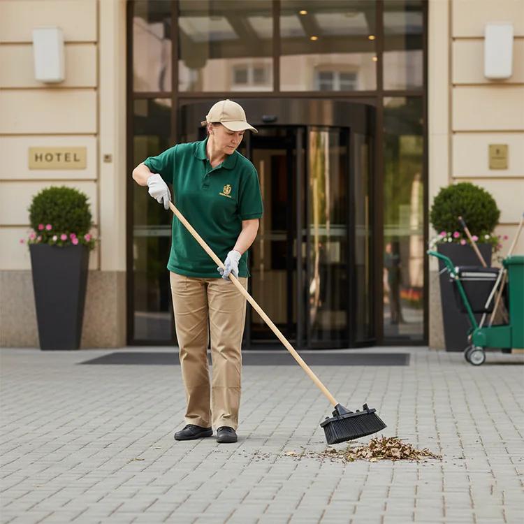 Dụng cụ vệ sinh Sao Việt