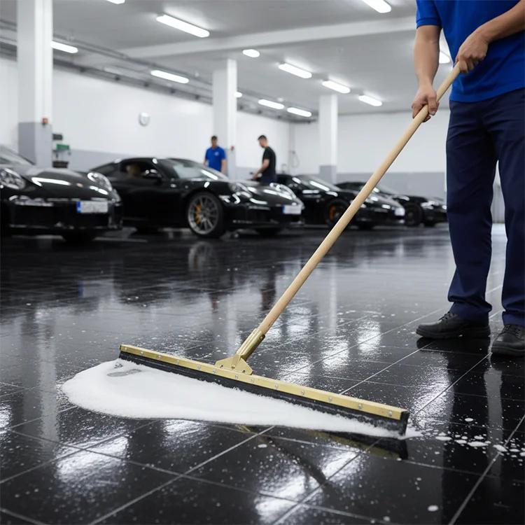 Dụng cụ vệ sinh Sao Việt