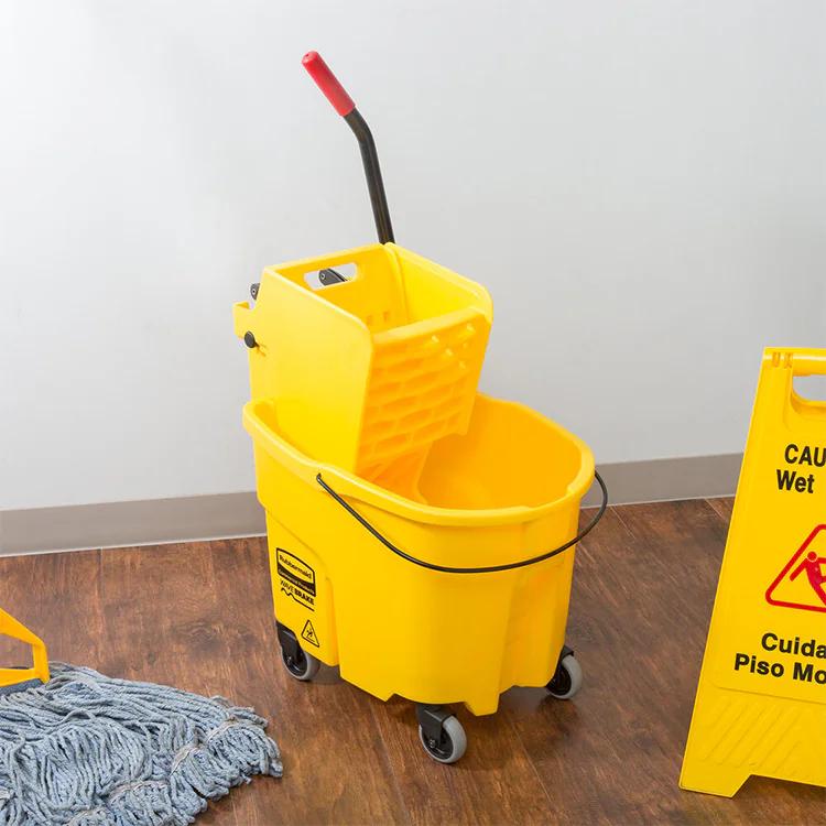 Dụng cụ vệ sinh Sao Việt