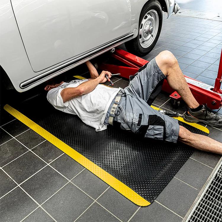 Dụng cụ vệ sinh Sao Việt