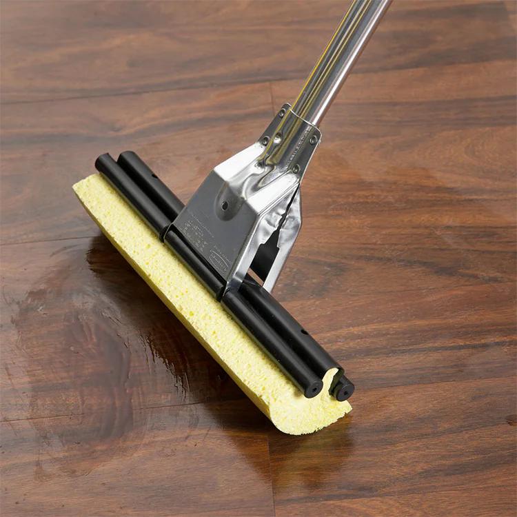 Dụng cụ vệ sinh Sao Việt