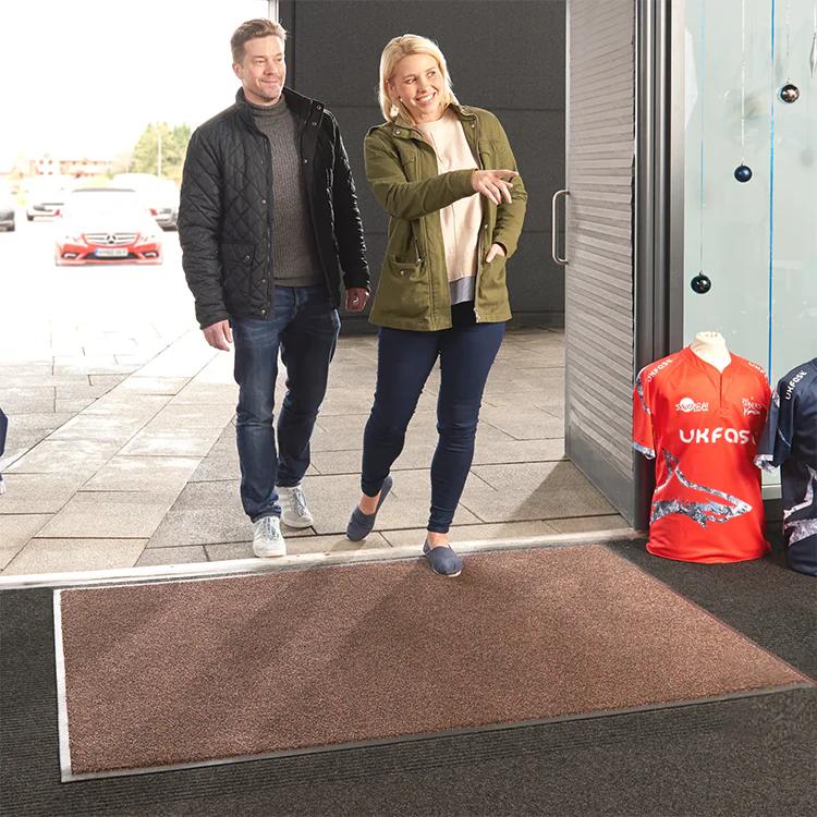 Dụng cụ vệ sinh Sao Việt