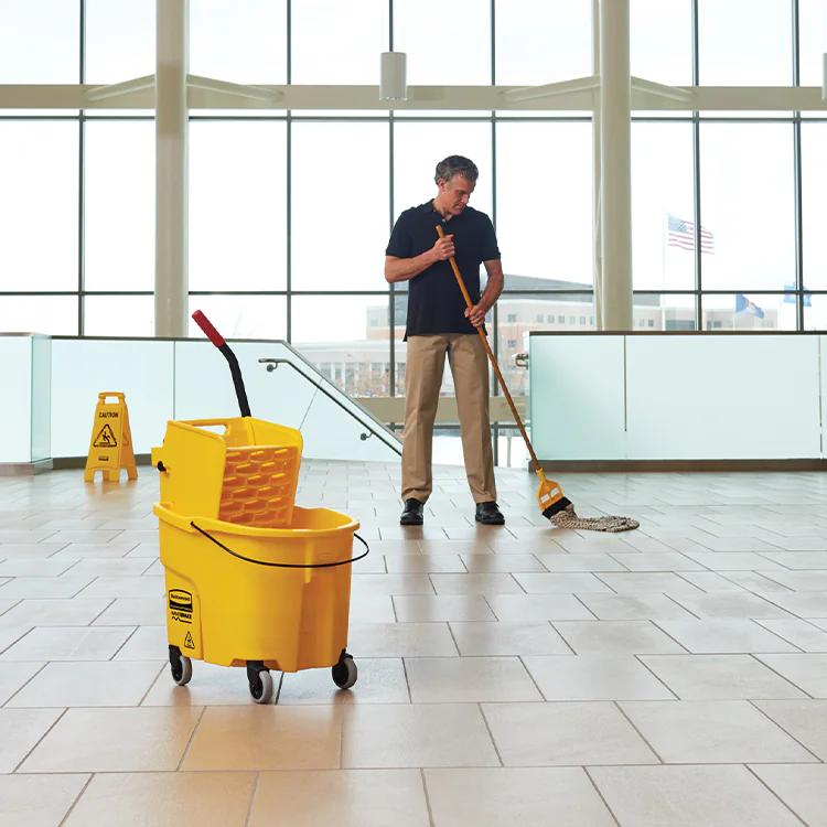 Dụng cụ vệ sinh Sao Việt